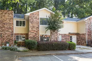 2672 Moss Ln, Marietta, GA 30067 - Photo 3