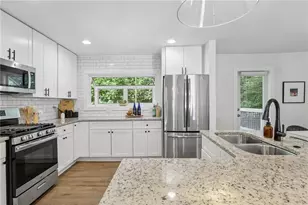 3900 Captain Dr, Atlanta, GA 30341 - Photo 9