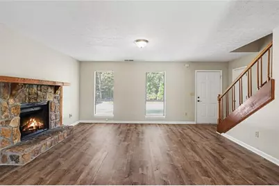 9042 Chestnut Lake Drive, Jonesboro, GA 30236 - Photo 5