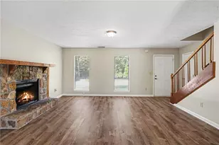 9042 Chestnut Lake Dr, Jonesboro, GA 30236 - Photo 5