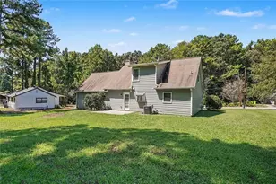 9042 Chestnut Lake Dr, Jonesboro, GA 30236 - Photo 19