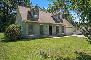 9042 Chestnut Lake Dr, Jonesboro, GA 30236 - Photo 3