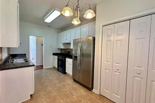 1815 Jeffery Ct, Riverdale, GA 30296 - Photo 5