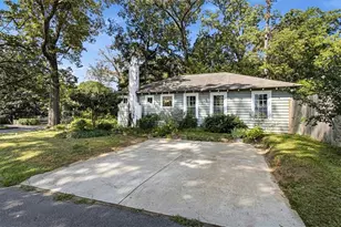 1945 NW Baker Rd, Atlanta, GA 30318 - Photo 23