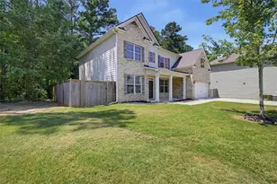 705 Breton Highlands, Fairburn, GA 30213 - Photo 3