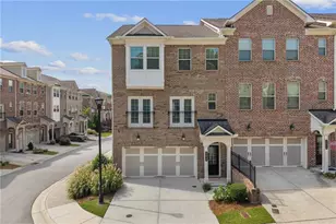 4079 Townsend Ln, Dunwoody, GA 30346 - Photo 3