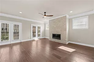 4079 Townsend Ln, Dunwoody, GA 30346 - Photo 9