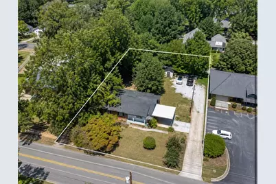 600 E Lanier Avenue W, Fayetteville, GA 30214 - Photo 1