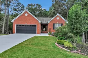203 Jackson Park Dr, Hoschton, GA 30548 - Photo 1