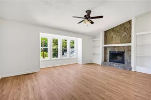1198 Clichy Ct, Marietta, GA 30066 - Photo 9