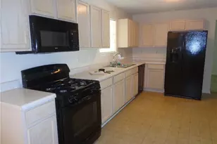 2416 Rambling Way, Lithonia, GA 30058 - Photo 7