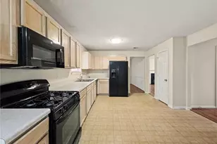 2416 Rambling Way, Lithonia, GA 30058 - Photo 3