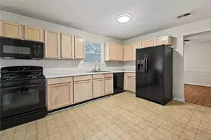 2416 Rambling Way, Lithonia, GA 30058 - Photo 5