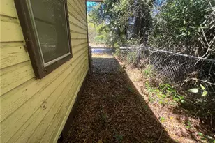 813 W Franklin St, Sylvester, GA 31791 - Photo 9
