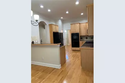 1207 Dunwoody Village Drive, Dunwoody, GA 30338 - Photo 5