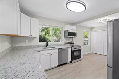 131 Watson St, Carrollton, GA 30117 - Photo 9