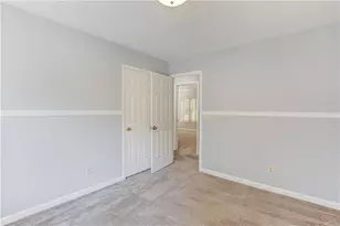 909 Colony Creek Dr, Lawrenceville, GA 30043 - Photo 31