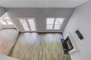 909 Colony Creek Dr, Lawrenceville, GA 30043 - Photo 29