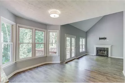 909 Colony Creek Drive, Lawrenceville, GA 30043 - Photo 15