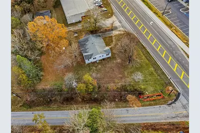 3955 Falcon Parkway, Flowery Branch, GA 30542 - Photo 7