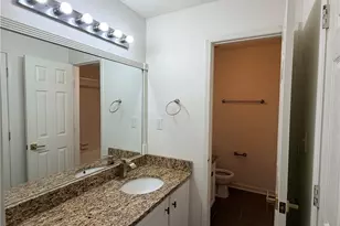 24216 Plantation Dr, Atlanta, GA 30324 - Photo 7