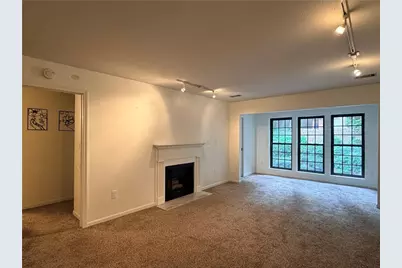 24216 Plantation Drive, Atlanta, GA 30324 - Photo 5