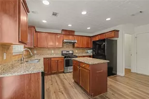 4043 Roxberry Hill Ln, Buford, GA 30518 - Photo 13