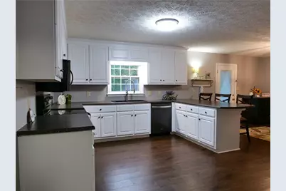 4277 Green Valley Drive, Gainesville, GA 30506 - Photo 7
