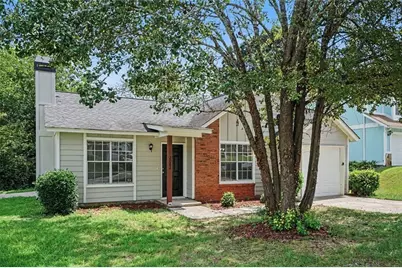 2062 W Morgan's Bluff Court, Lithonia, GA 30058 - Photo 1