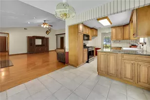 140 Hickory Dr, Stockbridge, GA 30281 - Photo 13