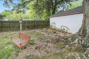 1755 Langston Ave SW, Atlanta, GA 30310 - Photo 37