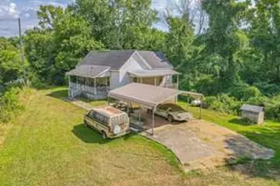 4542 E Hall Rd, Gainesville, GA 30507 - Photo 1