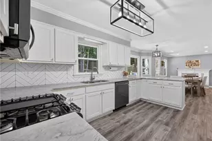 969 Mill Bend Dr SW, Lawrenceville, GA 30044 - Photo 11