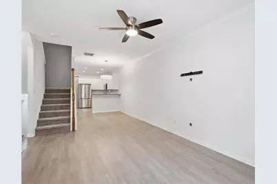 1057 Liberty Parkway NW, Atlanta, GA 30318 - Photo 5
