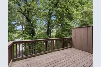 1057 Liberty Parkway NW, Atlanta, GA 30318 - Photo 33