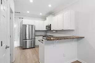 1057 Liberty Pkwy NW, Atlanta, GA 30318 - Photo 11
