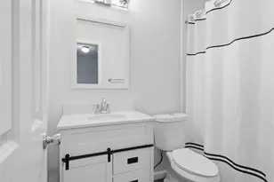 1057 Liberty Pkwy NW, Atlanta, GA 30318 - Photo 29