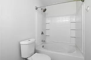 1057 Liberty Pkwy NW, Atlanta, GA 30318 - Photo 25