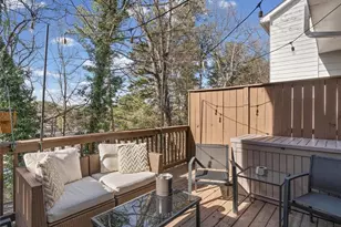 1057 Liberty Pkwy NW, Atlanta, GA 30318 - Photo 31