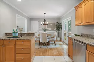 2353 Cortez Way NE, Brookhaven, GA 30319 - Photo 7