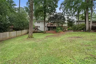 2353 Cortez Way NE, Brookhaven, GA 30319 - Photo 15