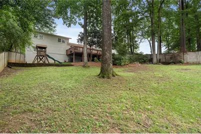 2353 Cortez Way NE, Brookhaven, GA 30319 - Photo 15