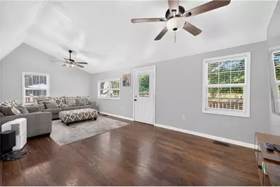 39 Cabin Creek Circle, Commerce, GA 30529 - Photo 5