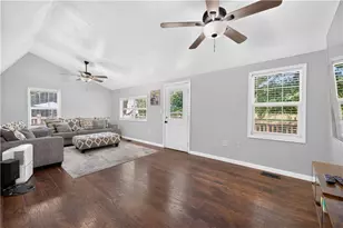 39 Cabin Creek Cir, Commerce, GA 30529 - Photo 5