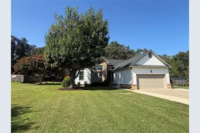 132 Ashley Terrace SE, Calhoun, GA 30701 - Photo 1