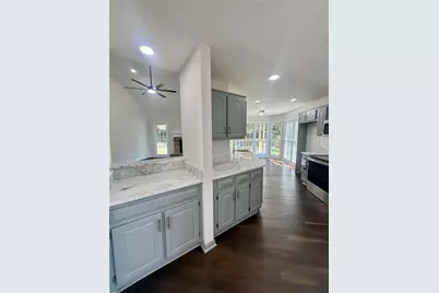 132 Ashley Terrace SE, Calhoun, GA 30701 - Photo 11