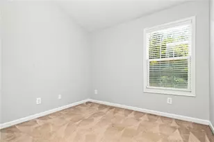8643 Thomas Ln, Riverdale, GA 30274 - Photo 11