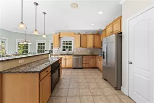 2563 Bogan Bridge Cir, Buford, GA 30519 - Photo 17