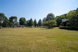 313 Oak Leaf Pl, Acworth, GA 30102 - Photo 37