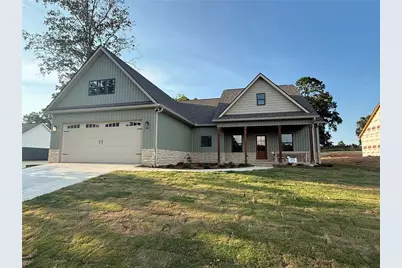 189 Oakland Drive, Calhoun, GA 30701 - Photo 1